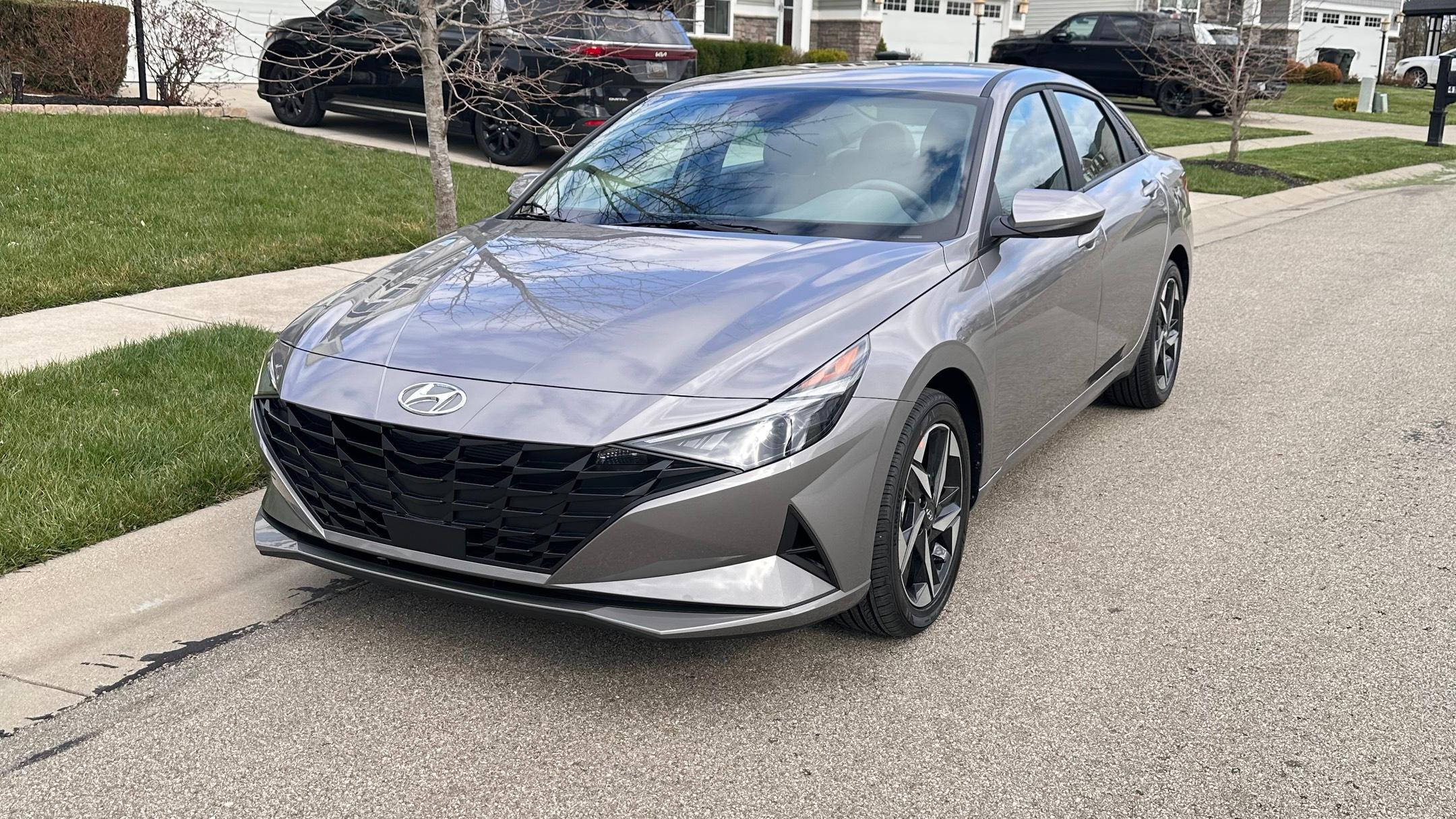 Hyundai Elantra 2023 in 