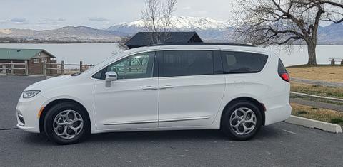 Chrysler Pacifica 2022