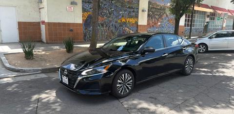 Nissan Altima 2024