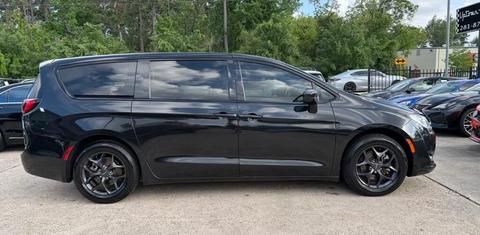 Chrysler Pacifica 2018