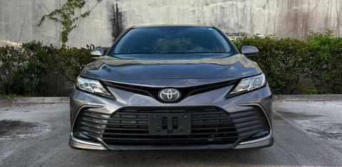 Toyota Camry 2021