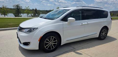 Chrysler Pacifica 2017