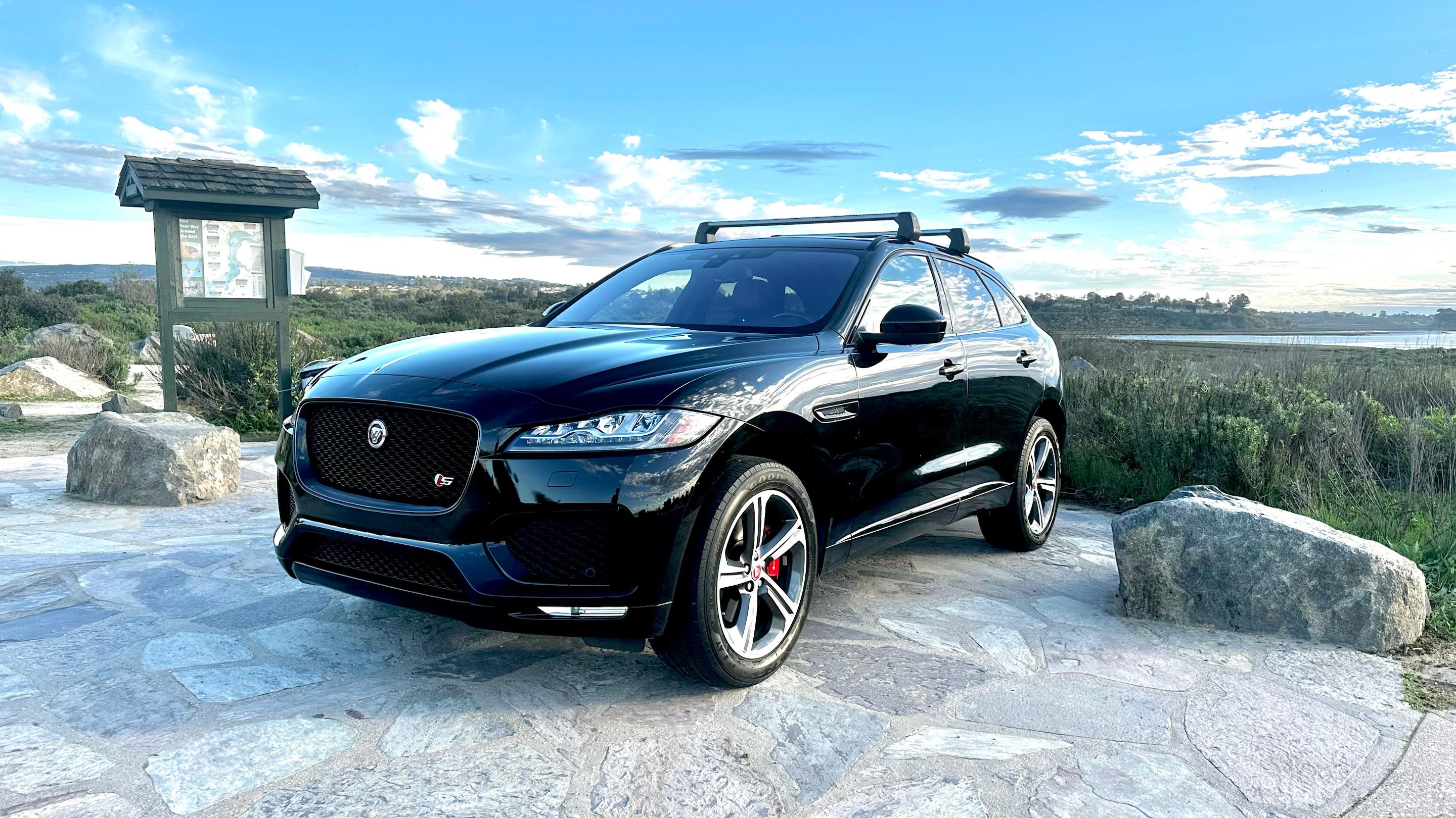 Jaguar F-PACE 2018 in Costa Mesa, CA