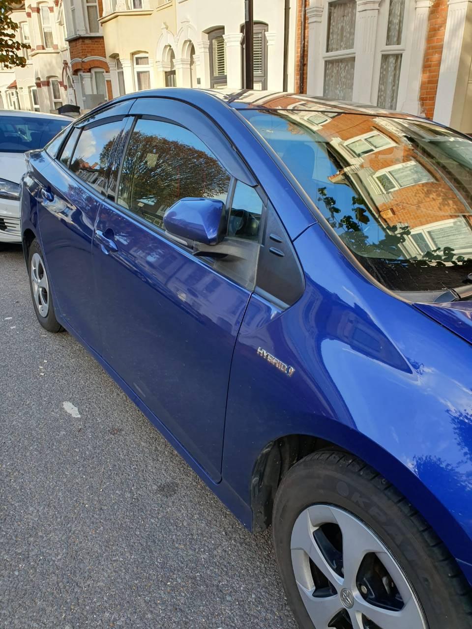 Toyota Prius 2016 in London