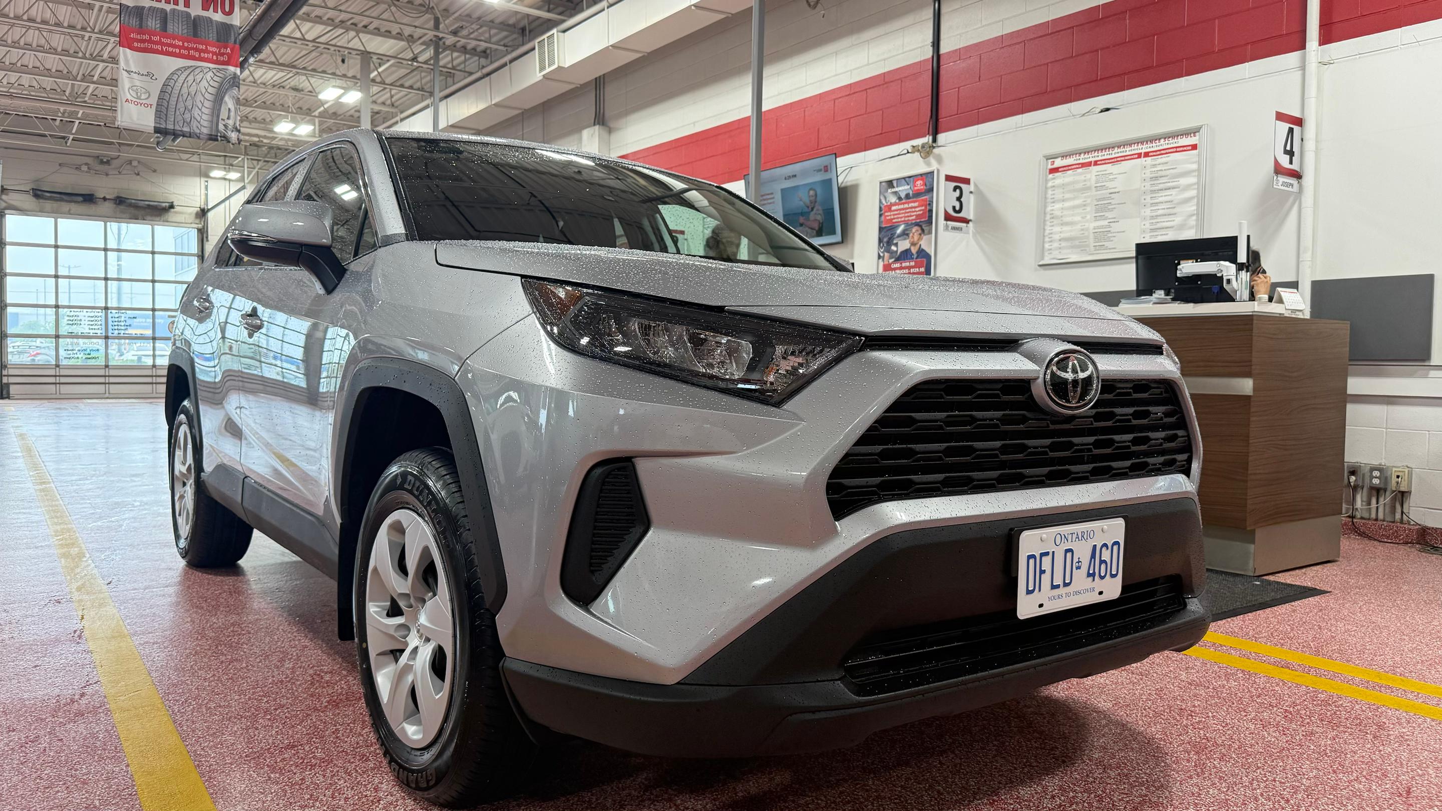 Toyota RAV4 2025 in Toronto, ON