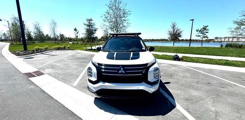 Mitsubishi Outlander 2025