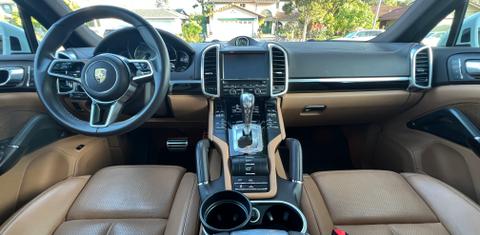 Porsche Cayenne 2016