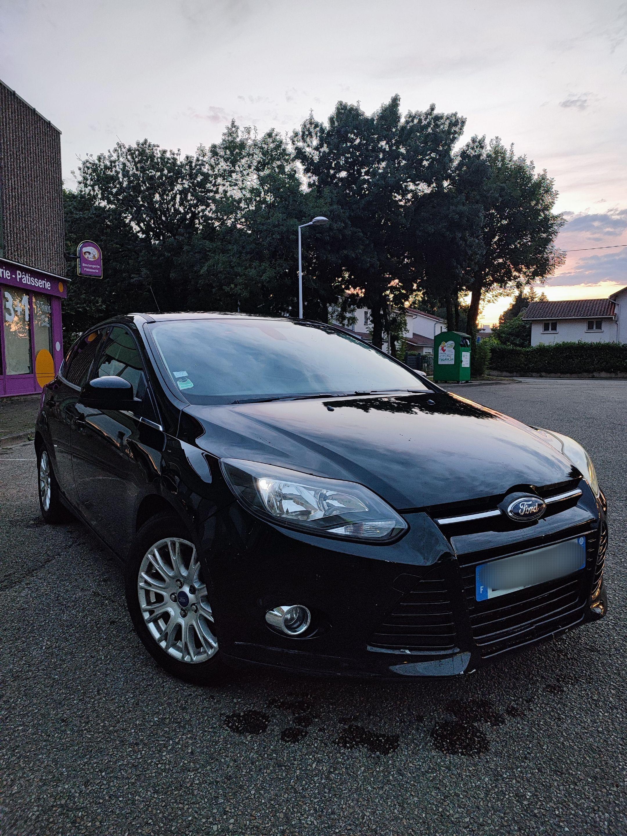 Ford FOCUS 2011 à Bourg-en-Bresse