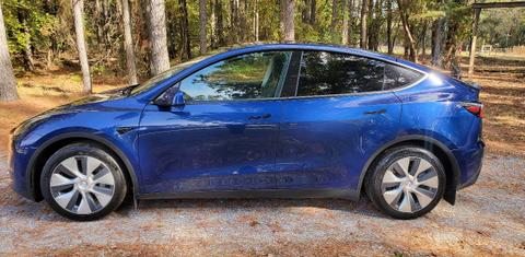 Tesla Model Y 2023