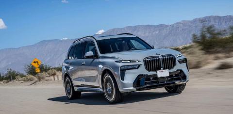 BMW X7 2025