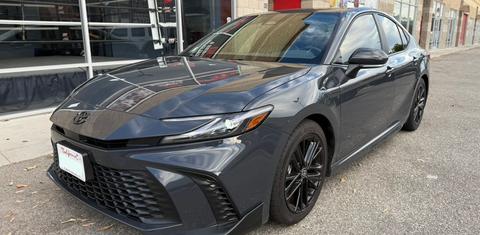 Toyota Camry Hybrid 2025