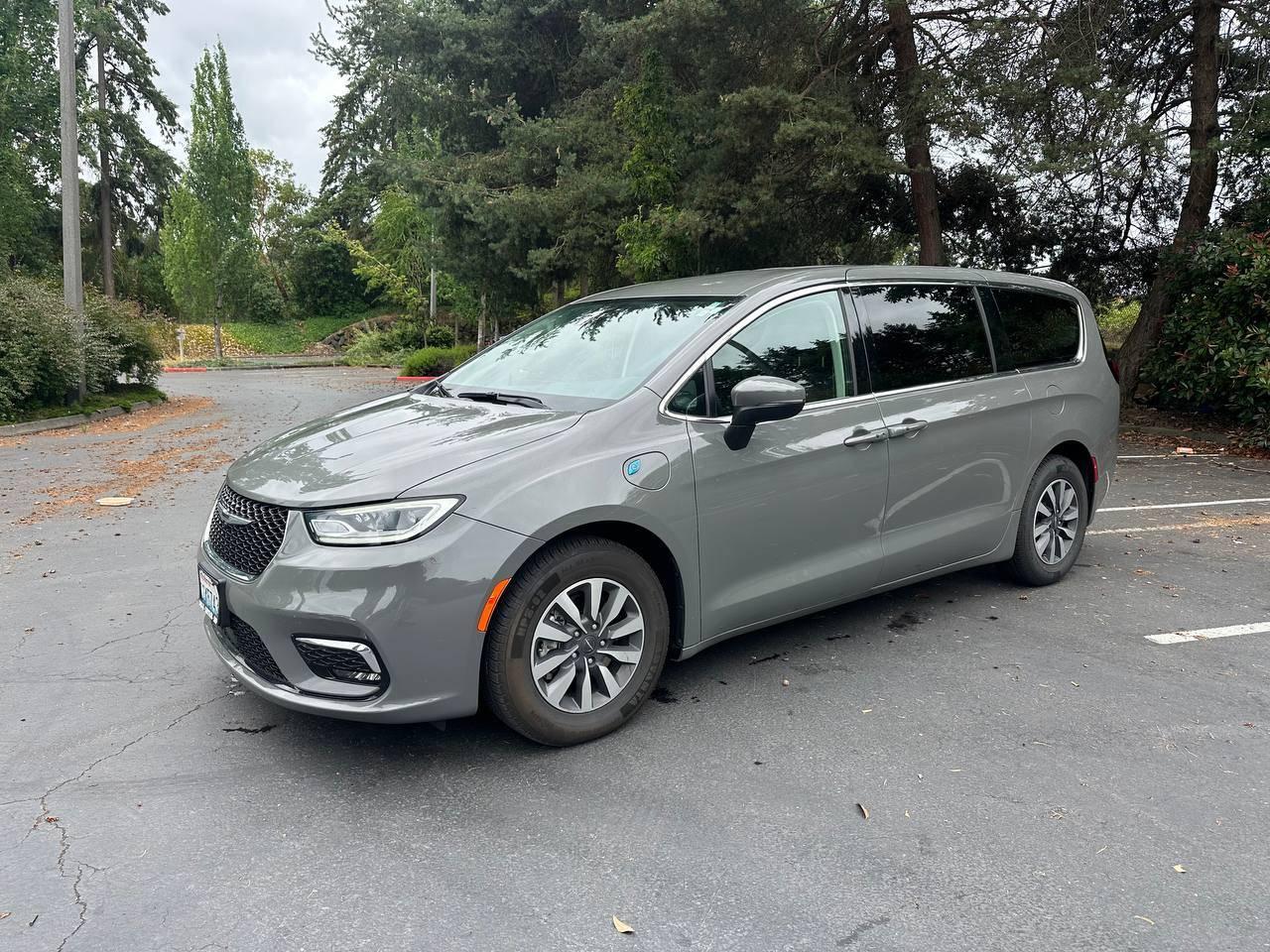 Chrysler Pacifica 2023 in Kent, WA