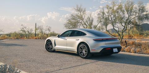 Porsche Taycan 2022