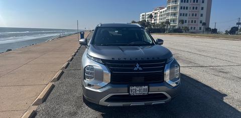 Mitsubishi Outlander 2024