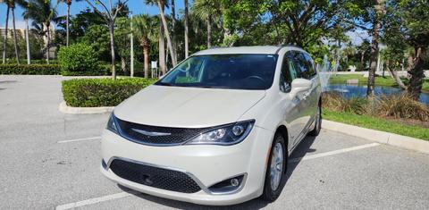 Chrysler Pacifica 2017