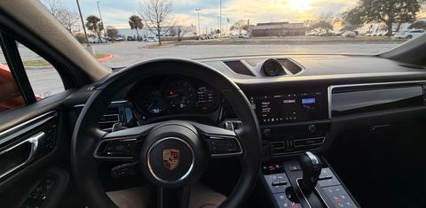 Porsche Macan 2022