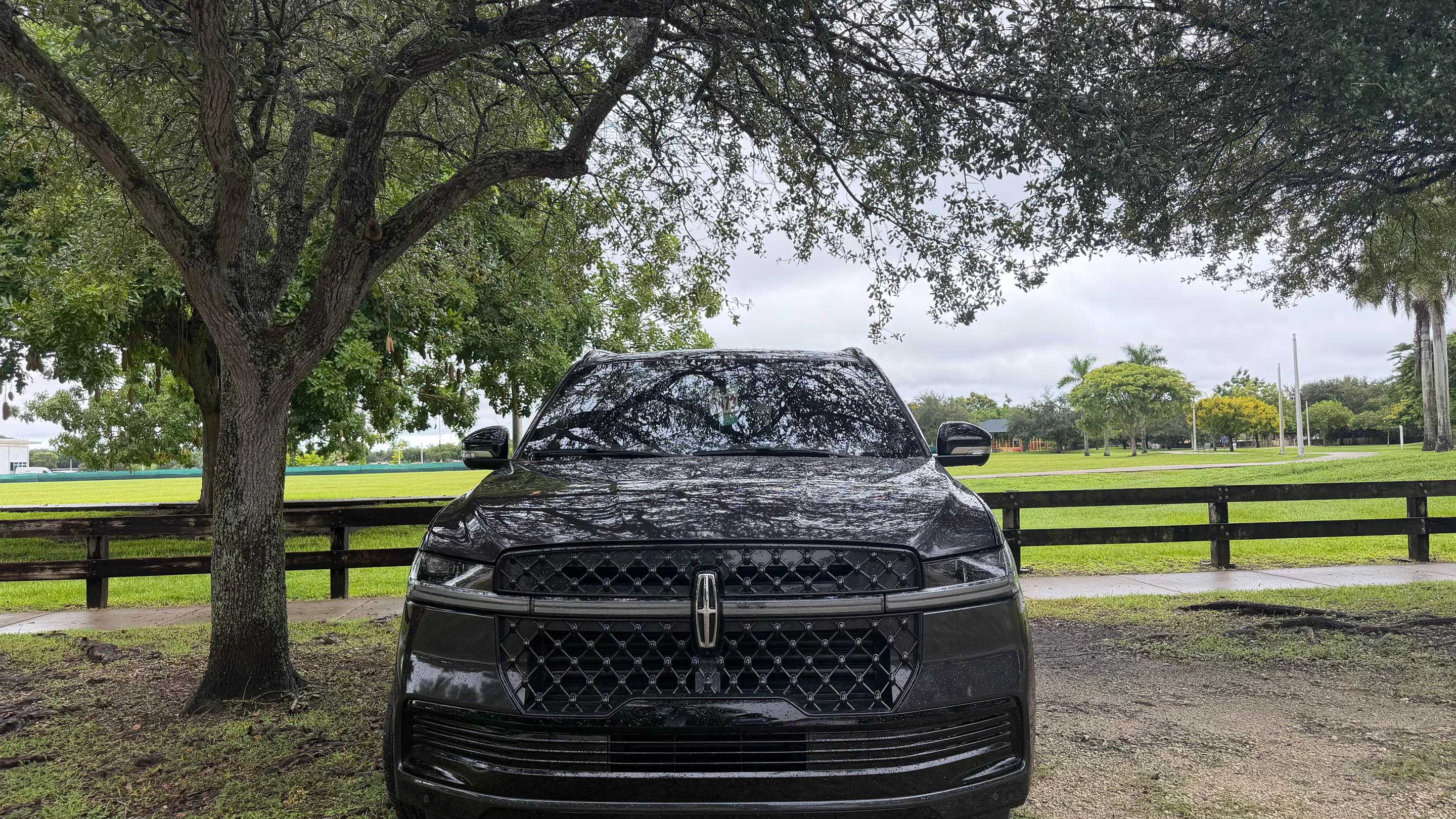 Lincoln Navigator 2025 in Miami, FL