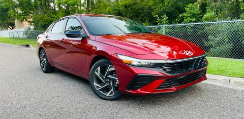 Hyundai Elantra 2025
