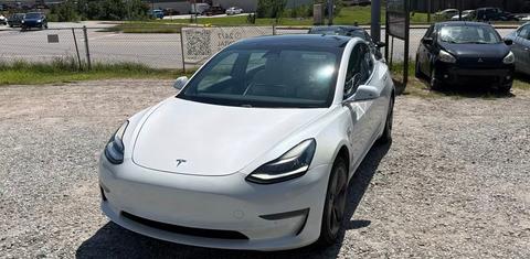 Tesla Model 3 2020