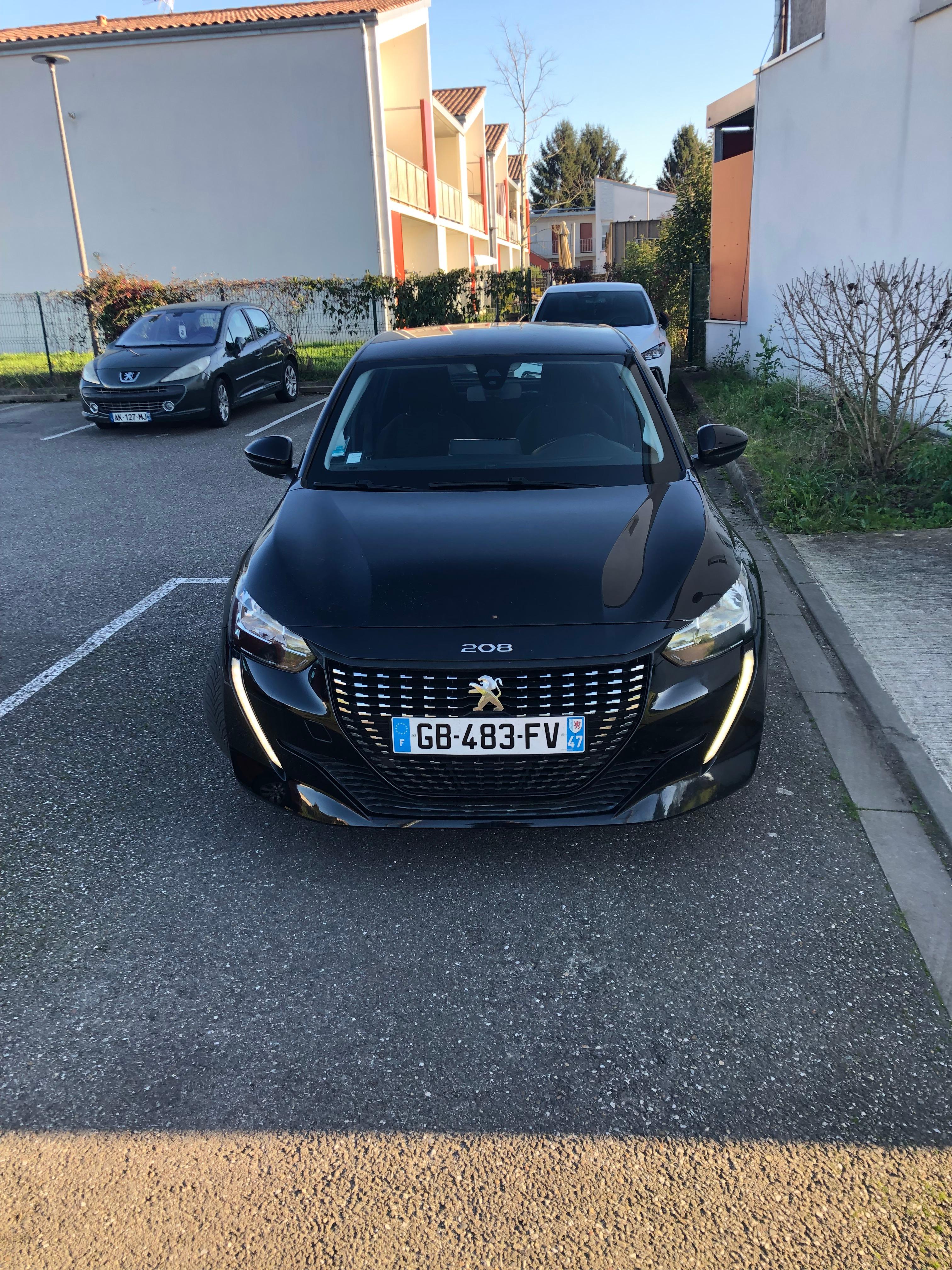Peugeot 208 2020 à Le Passage