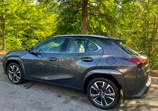 Lexus UX car