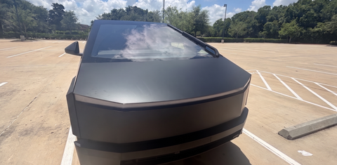 Tesla Cybertruck 2026