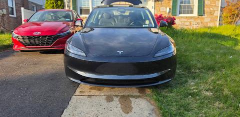 Tesla Model 3 2025