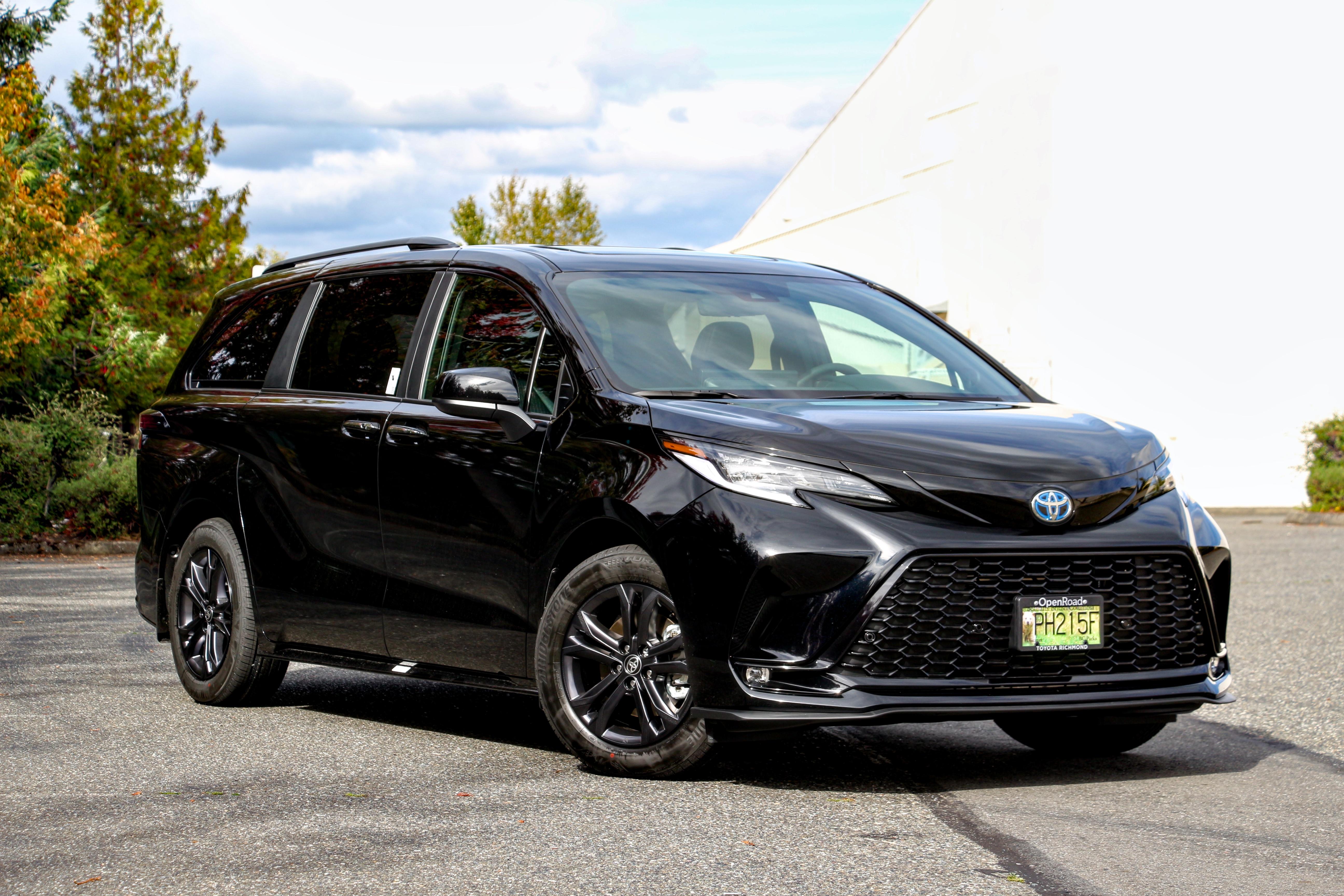 Toyota Sienna 2025 in Vancouver, BC