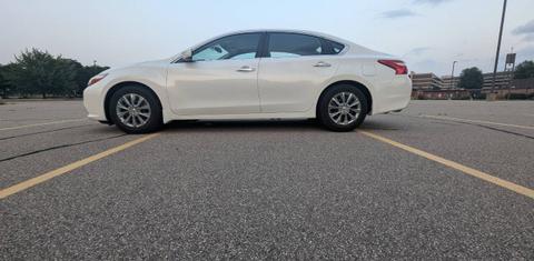 Nissan Altima 2016