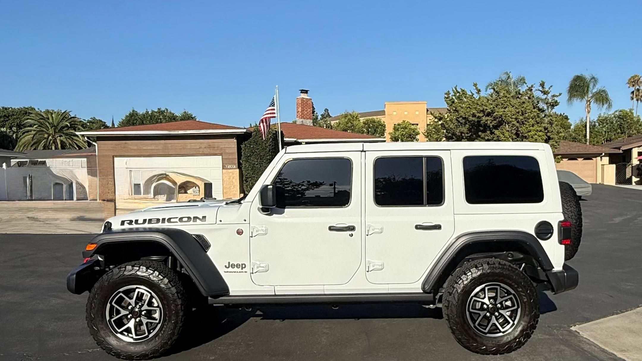 Jeep Wrangler 2025 in Tustin, CA