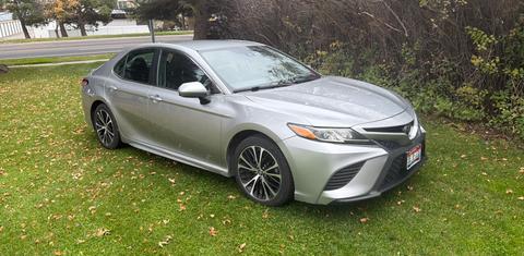 Toyota Camry 2019