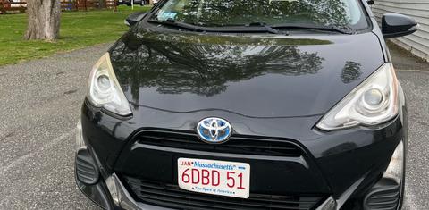 Toyota Prius c 2016