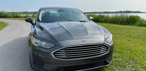 Ford Fusion Hybrid 2019