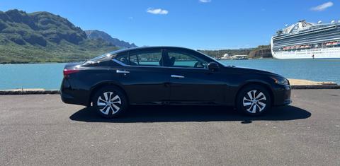 Nissan Altima 2025