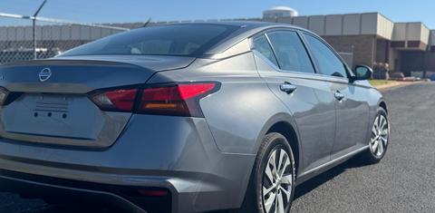 Nissan Altima 2021