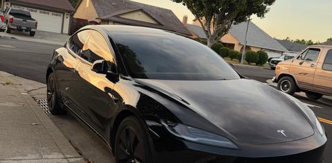 Tesla Model 3 2025