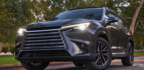 Lexus TX 2026