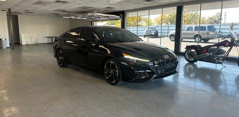 Hyundai Elantra 2023