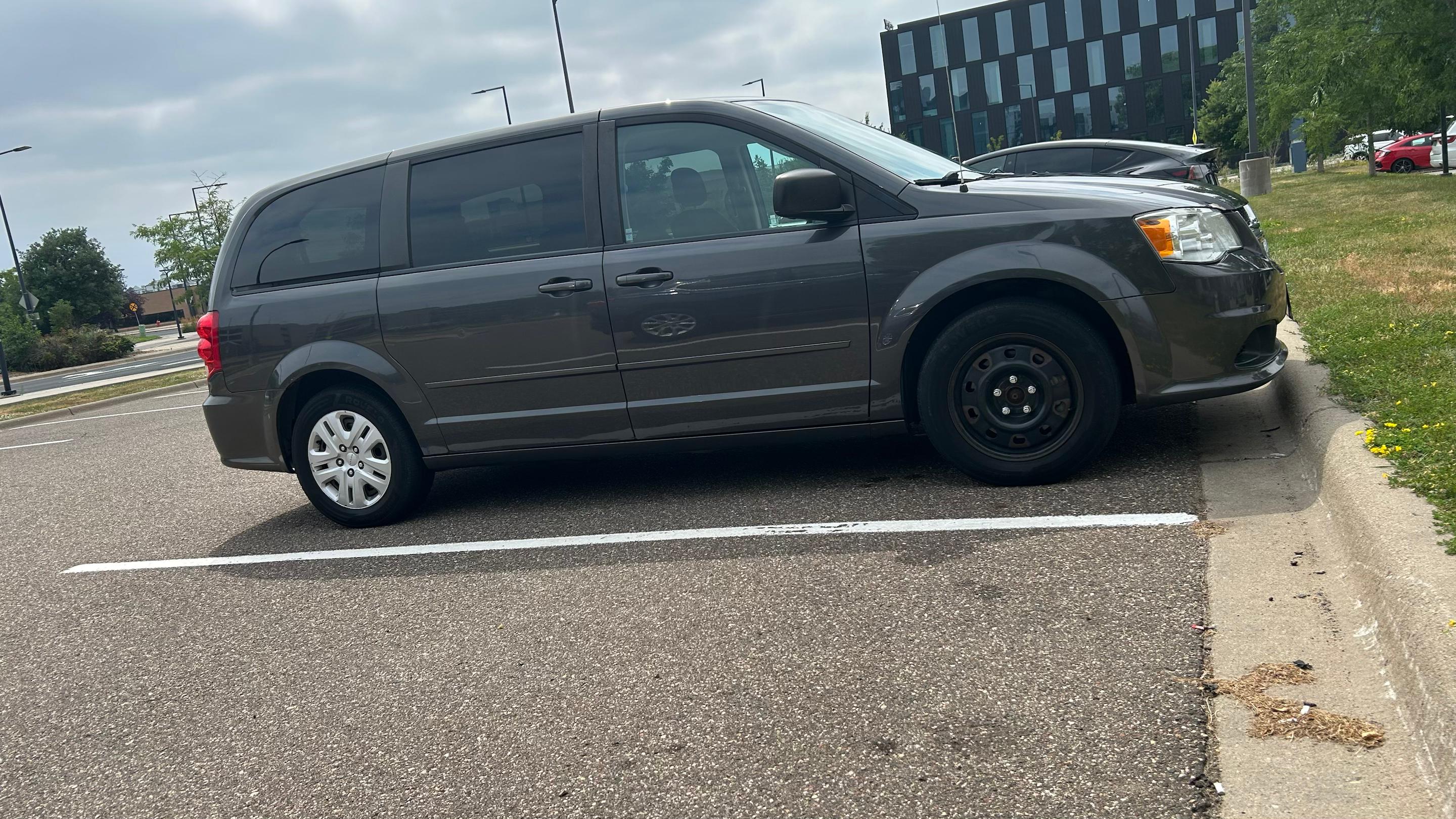 Dodge Grand Caravan 2016 in Bloomington, MN