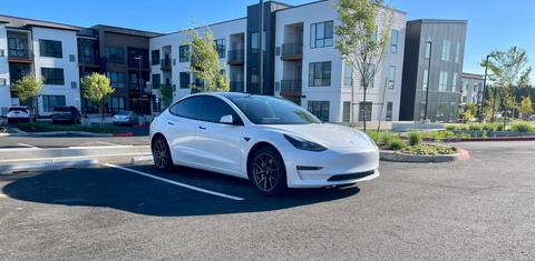 Tesla Model 3 2022