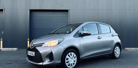 Toyota YARIS 2015