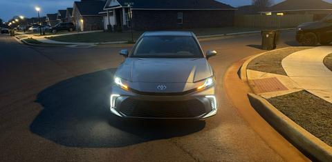 Toyota Camry Hybrid 2026