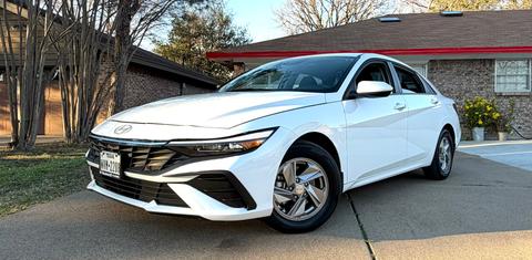 Hyundai Elantra 2025