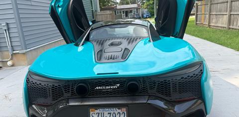 McLaren Artura 2023