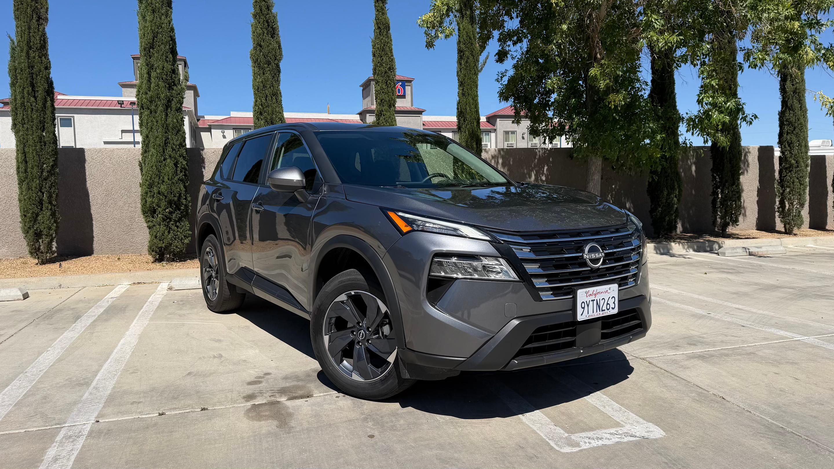 Nissan Rogue 2025 in Hesperia, CA