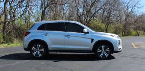 Mitsubishi Outlander Sport 2020