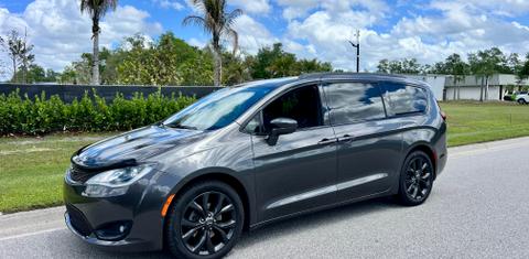Chrysler Pacifica 2019