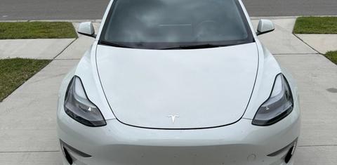 Tesla Model 3 2022