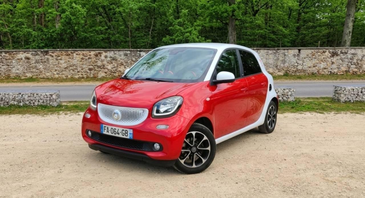 smart FORFOUR 2015 à Melun