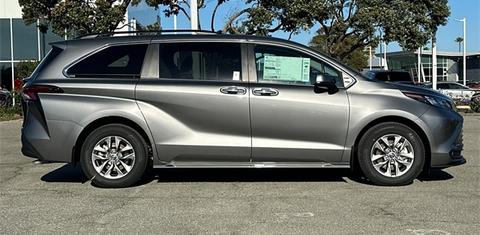 Toyota Sienna 2026